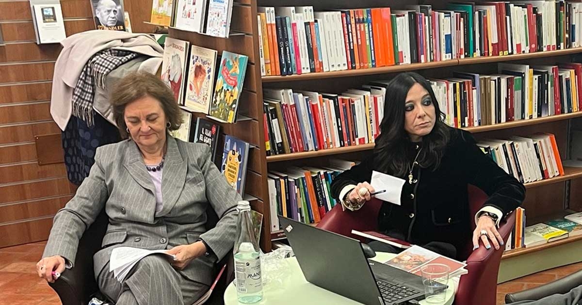 Nata per condividere l'amore - Nodari è Antigone che cura il padre